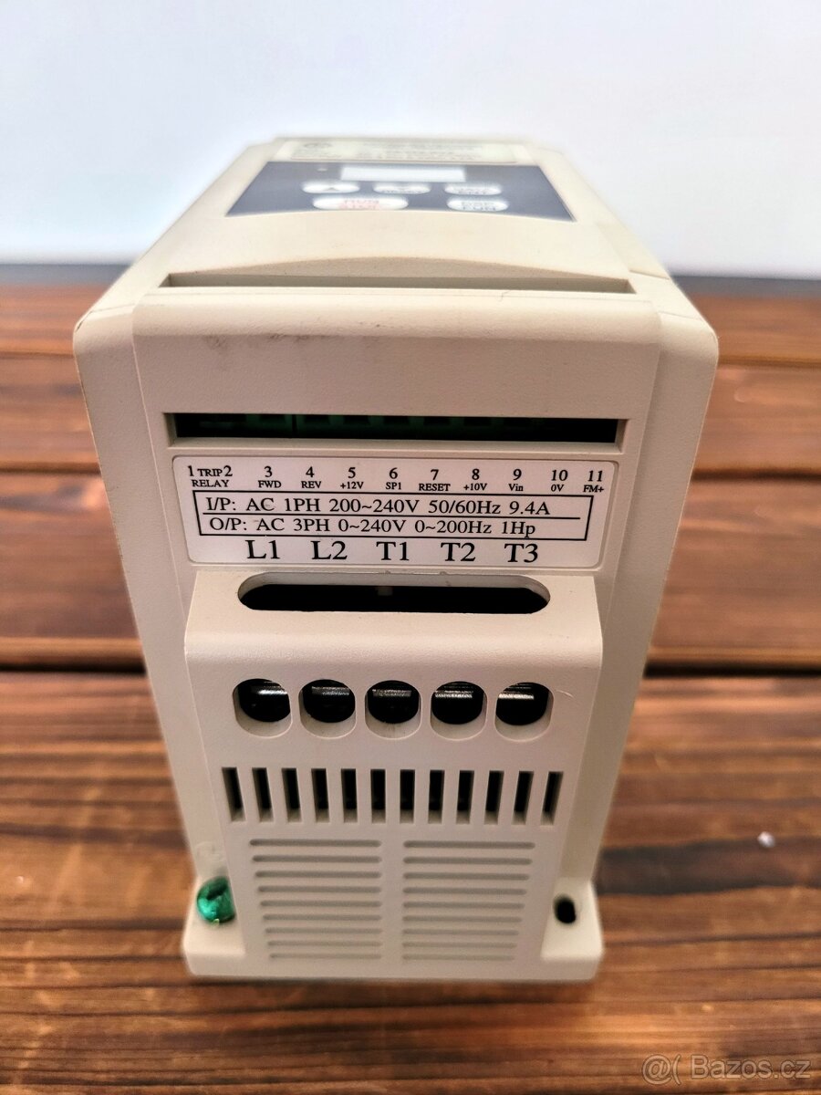 Prodám digitální invertor Rehfuss FR230-E75 - 2