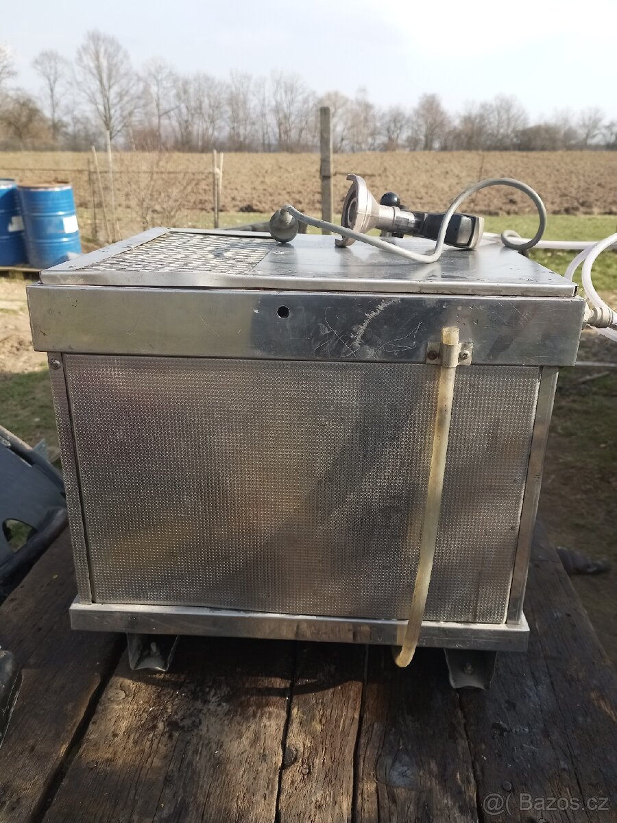 Vodní chlazení tovární vybavy - 2