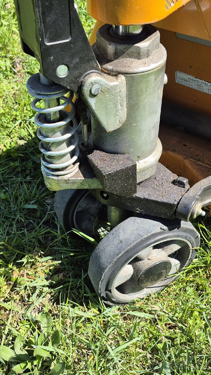 Paletový vozík - 2