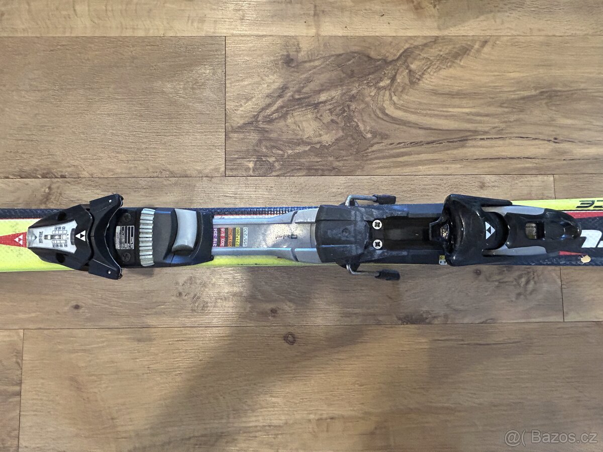 SJEZDOVÉ LYŽE FISCHER RACE RC4 délky 140 cm - 2