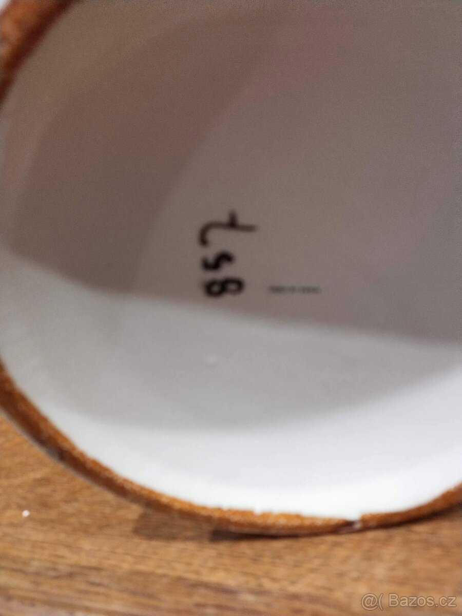 Starožitna porcelánová váza s poklopem, zlaceno, signováno. - 2