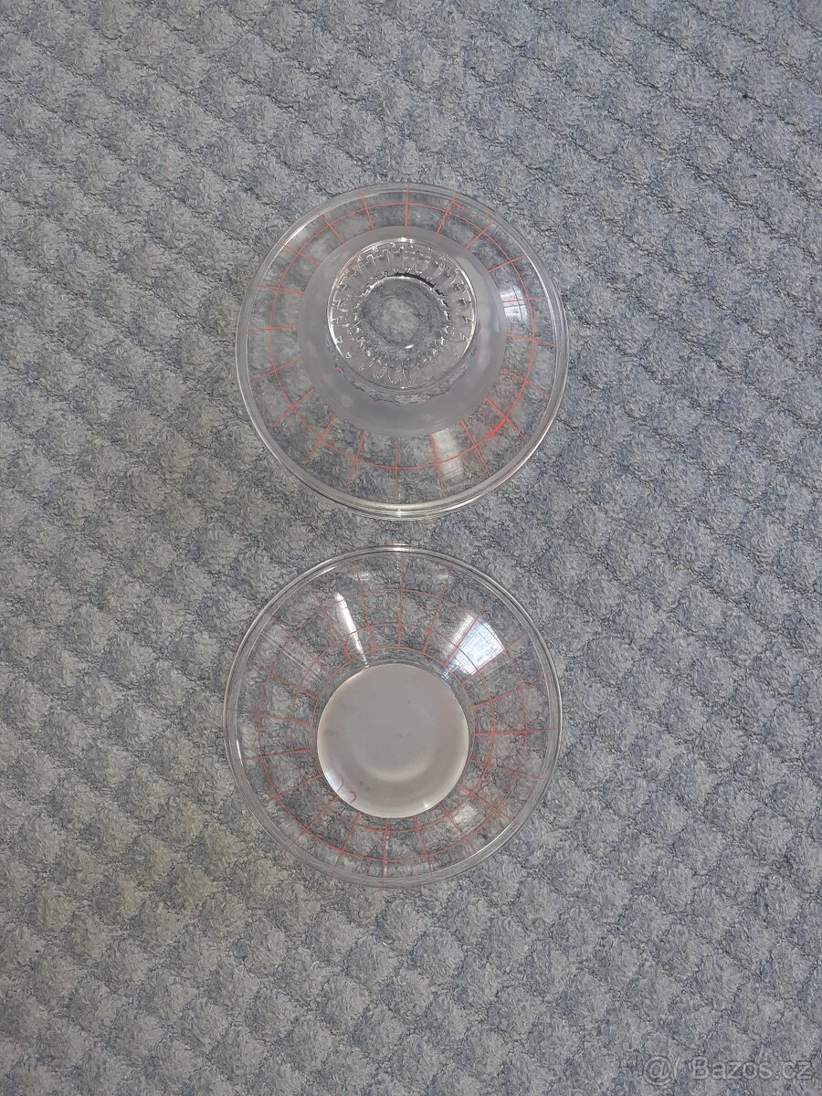 skleněné mísy - 2