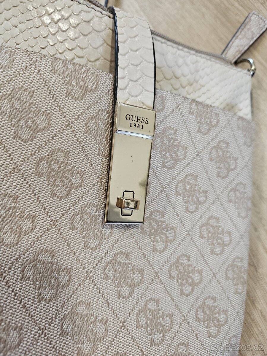 Guess kabelka crossbody - 2