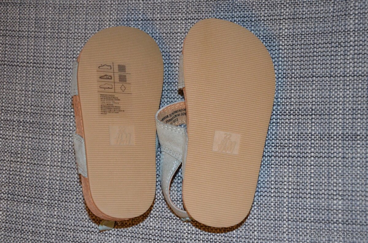 Dětské sandálky vel.22 - zcela nové, nenošené - 2