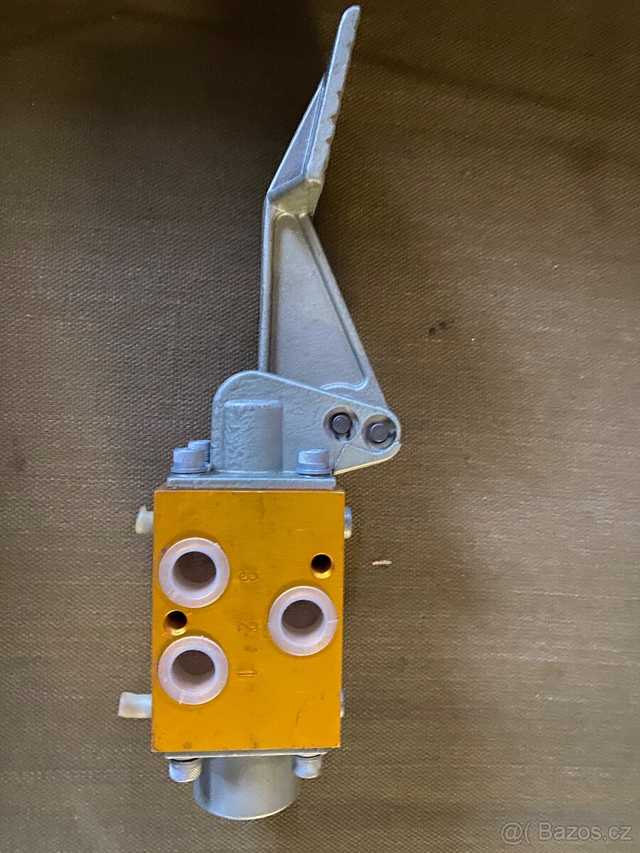 Náhradní díly - 2