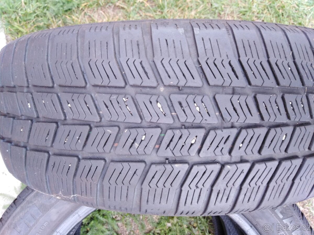 Pneumatiky zimní 185 / 60 R15 - 2