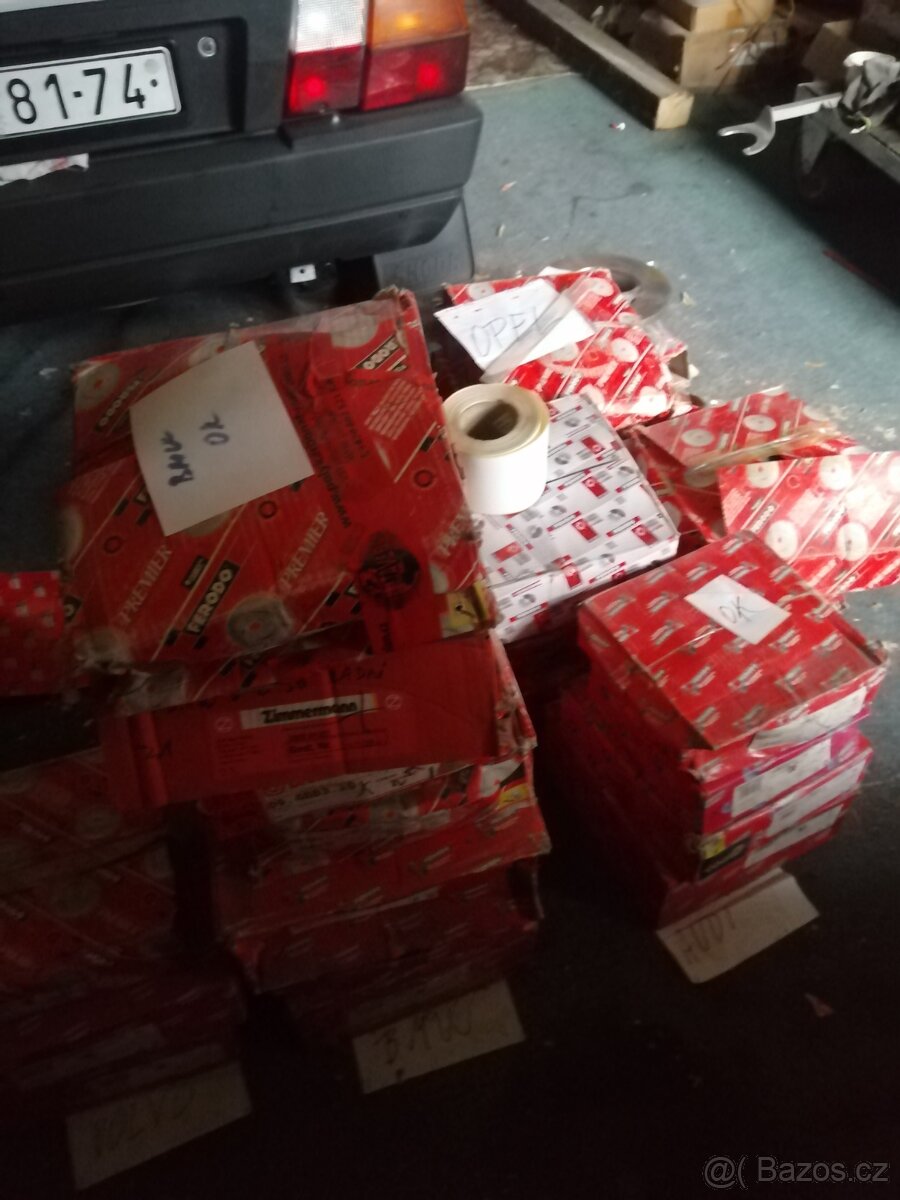 Brzdové obložení Ferodo, kotouče a desky - 2