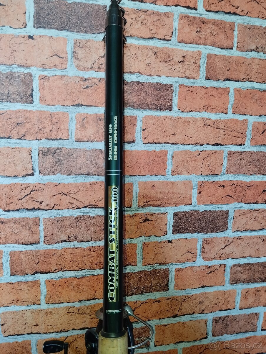 Rybářský prut s navijákem a vlascem - 2