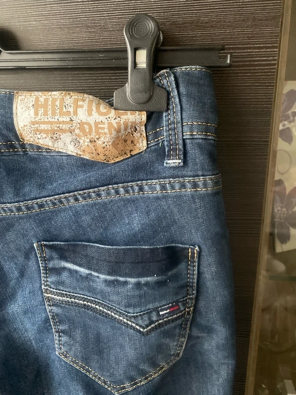 RIFLE -- TOMMY HILFIGER - 2