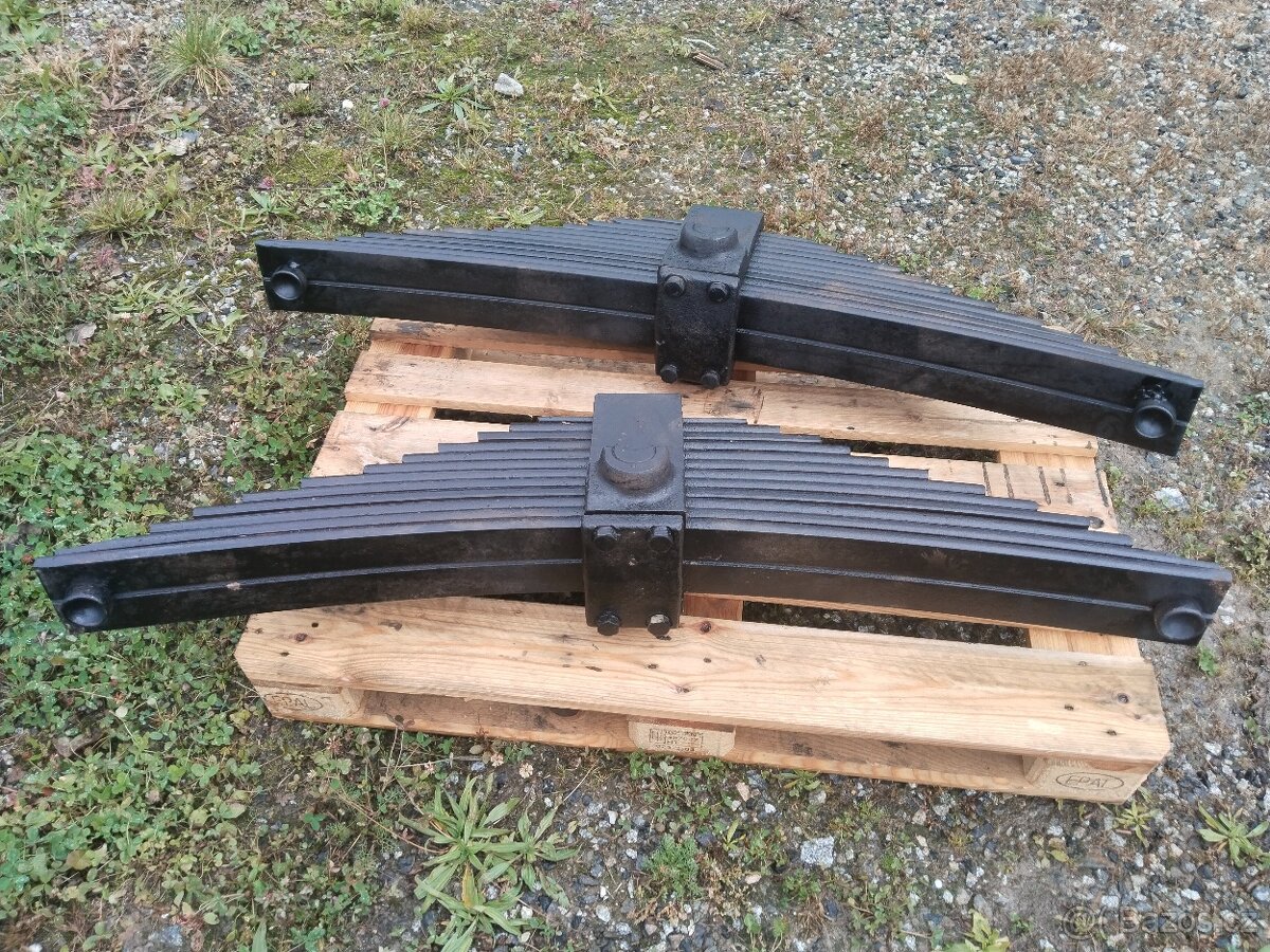 Prodám listová pera Tatra 815 - více kusů - 2