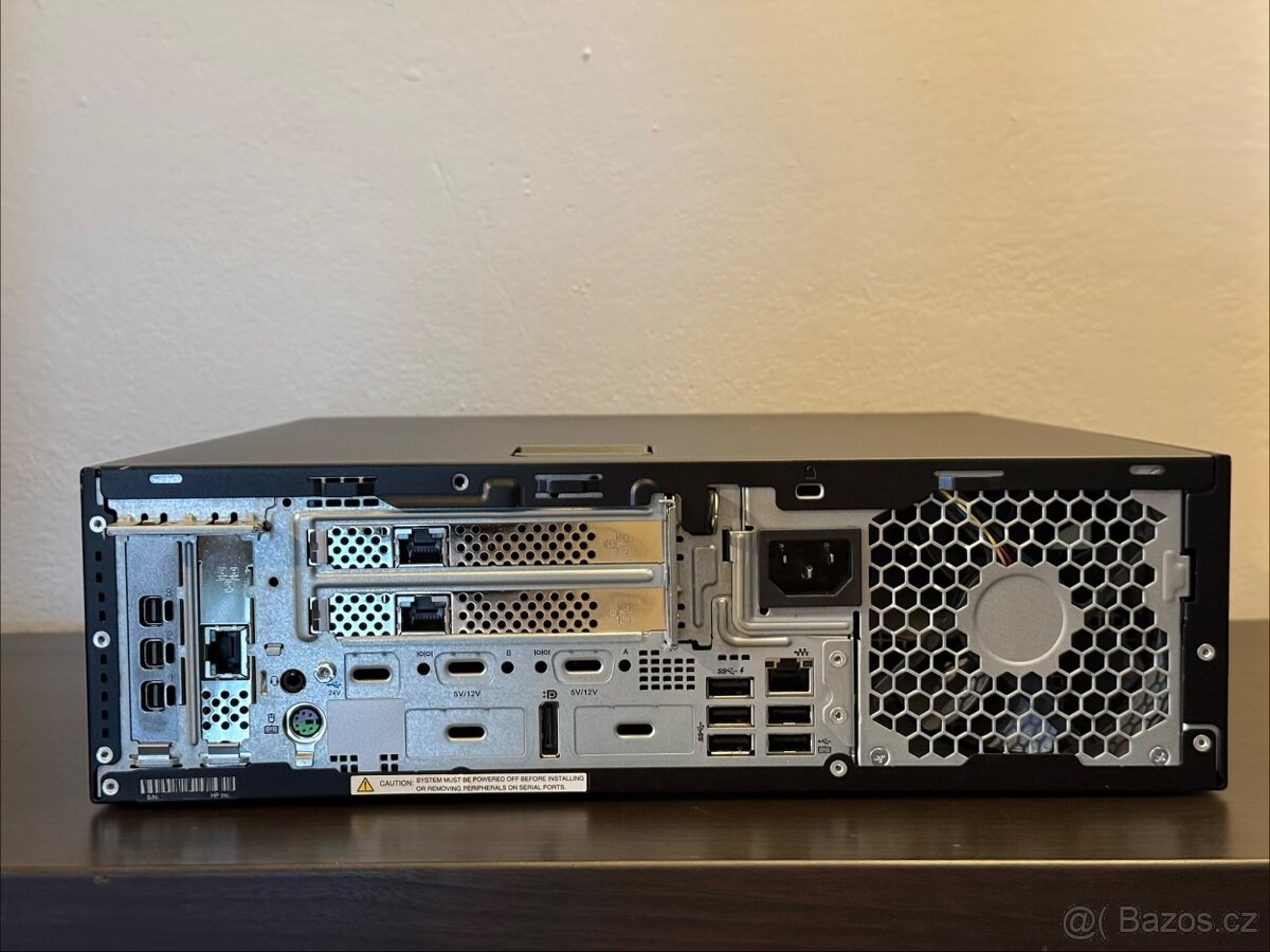 HP Engage Flex Pro - i5, 4x gbit NIC, nVidia Quadro P400 - 2