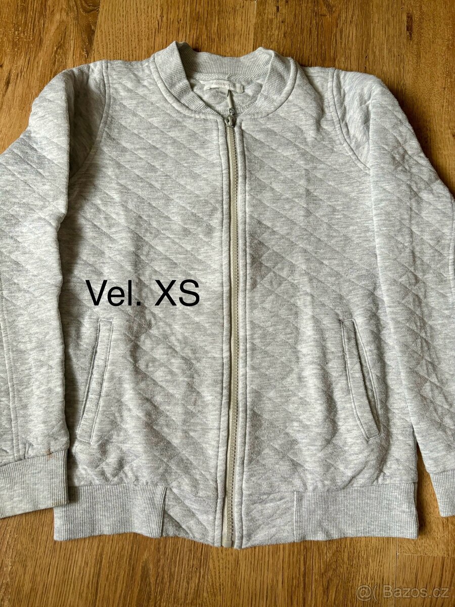 Vel. XS - S, mikiny - 2