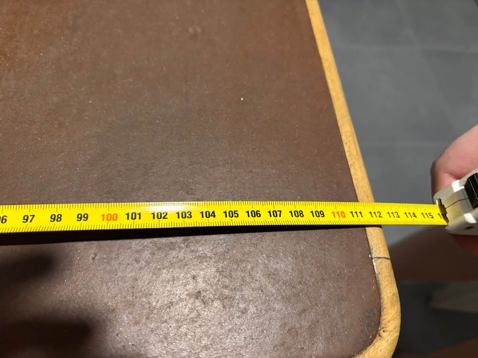 Kuchyňský stůl po babičce - 2