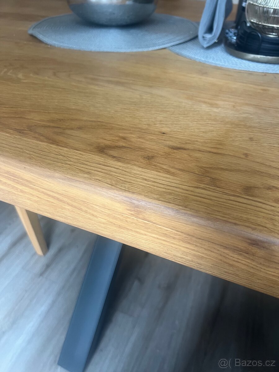Jídelní stůl dub - 2