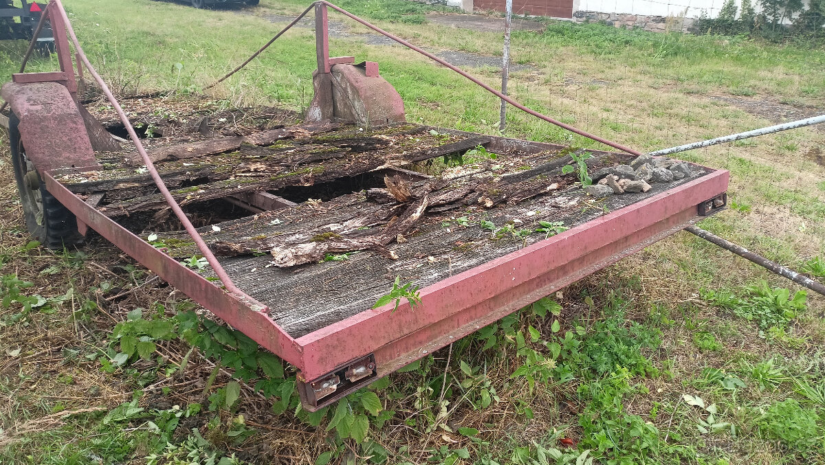 plošina za traktor - 2