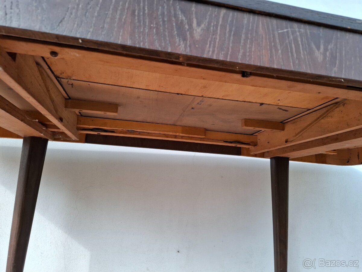 Starší retro stůl - 2