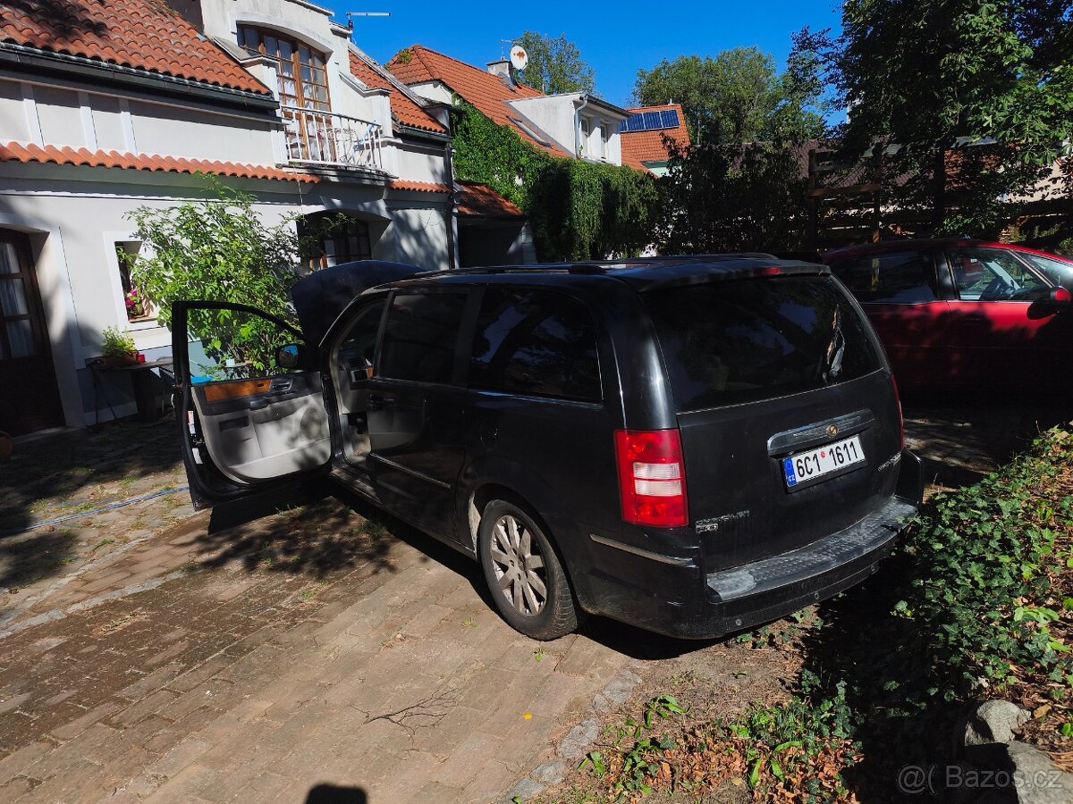 Chrysler grand Voyager - 2