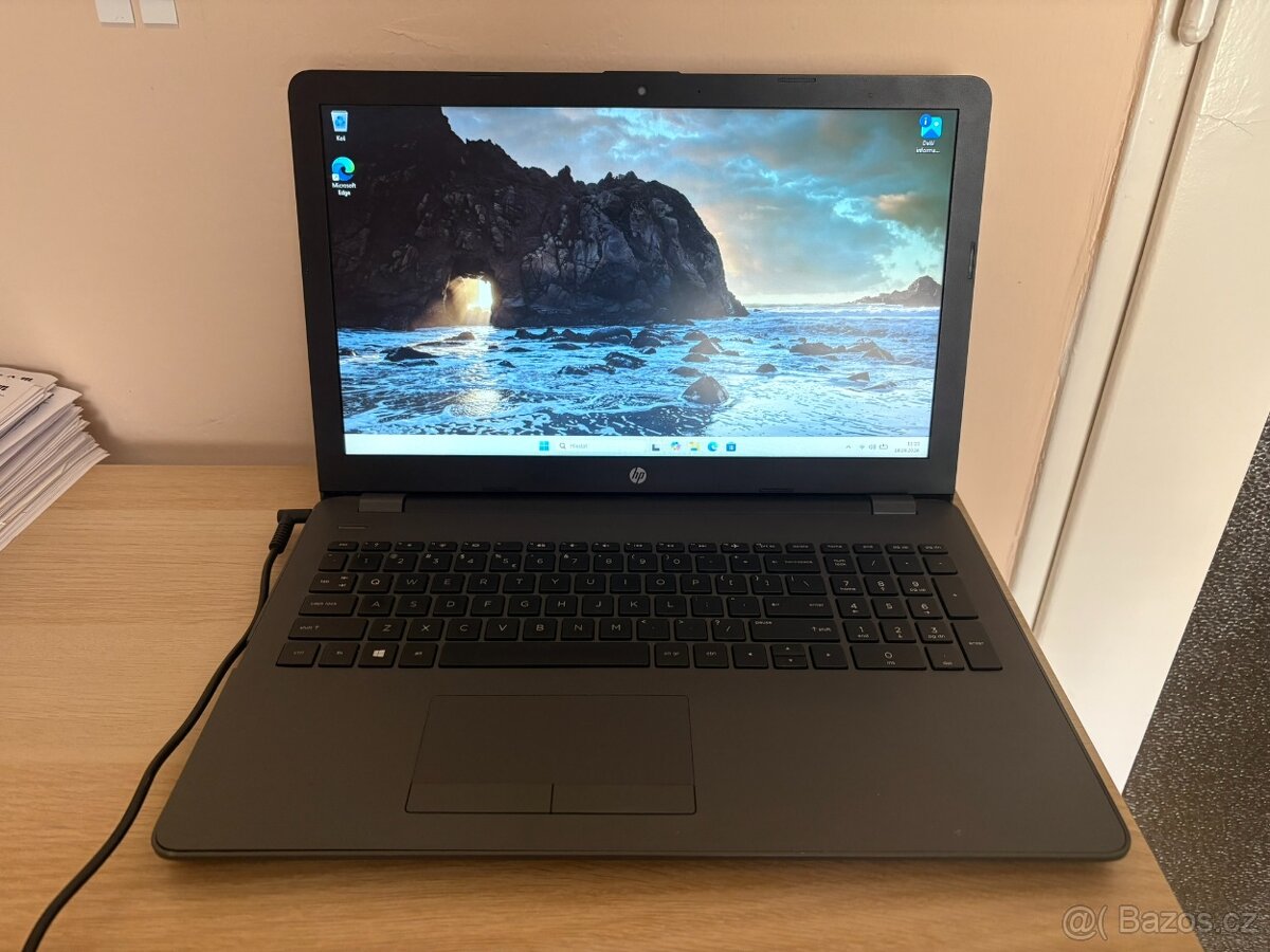 Laptop HP 250 G6 - 2