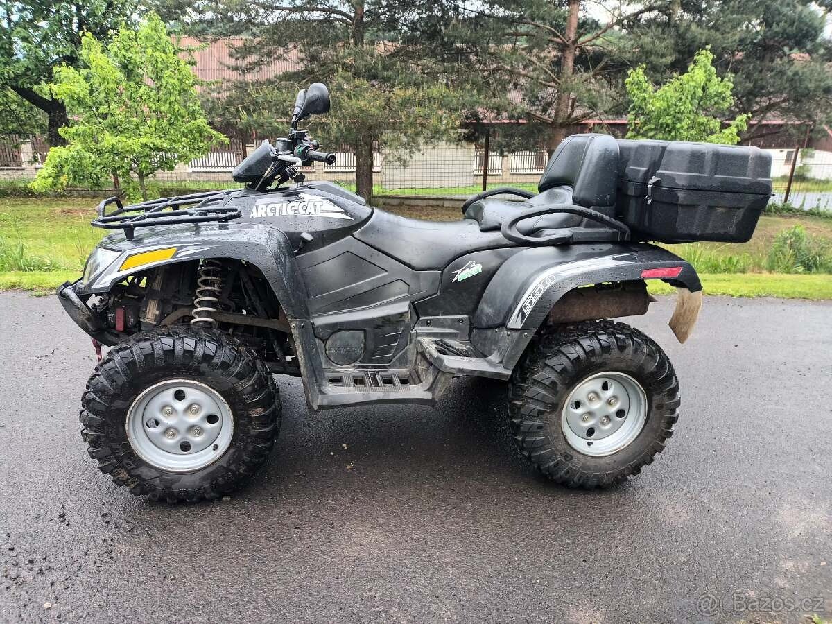 ČTYŘKOLKA - ARCTIC CAT 550