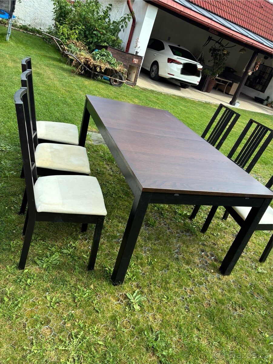 Jídelní sestava stůl a židle - 2