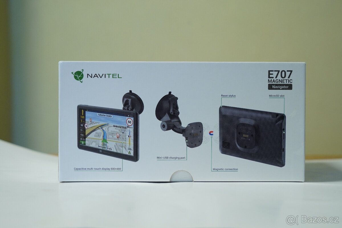 Navitel E707 - 2