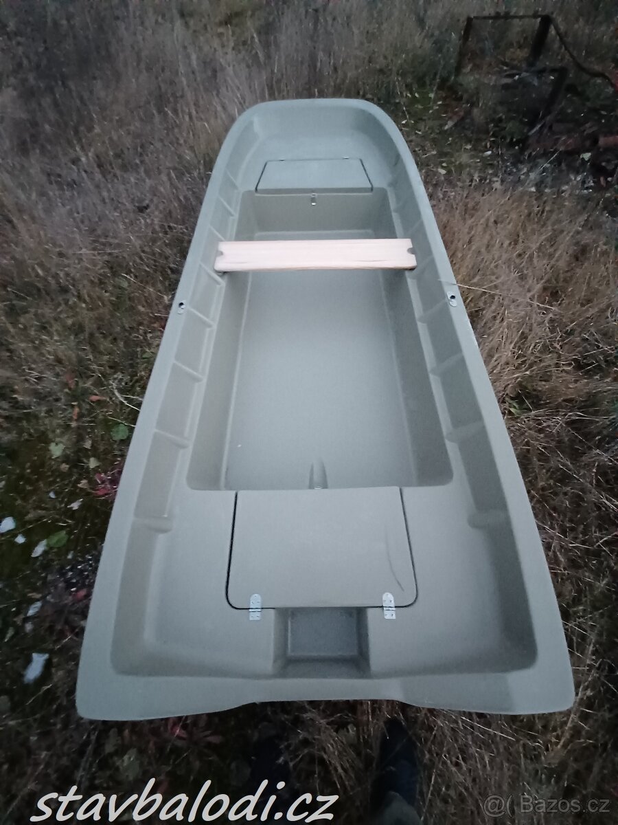 Pramice, rybářský člun, veslice, loď Karolina 330 - 2