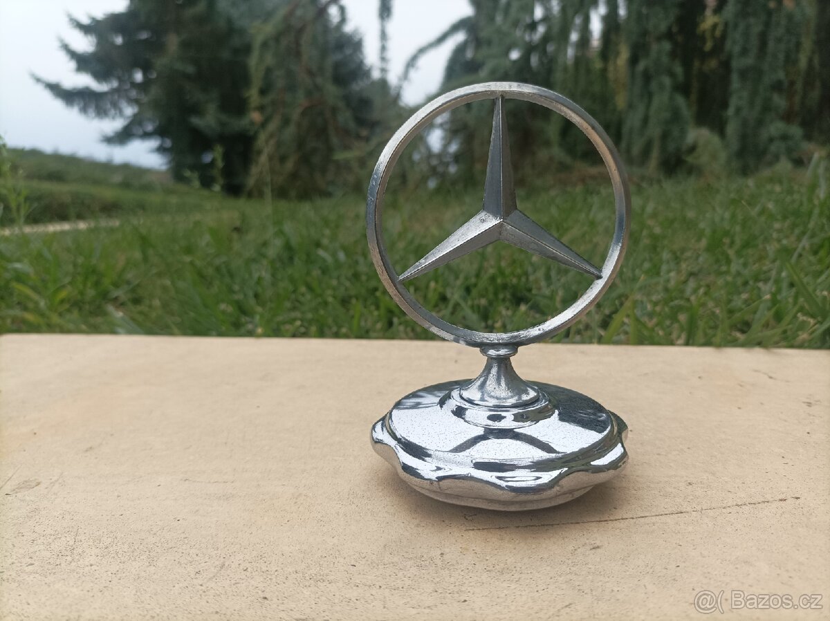 Maska Mercedes 70 léta W114 , W 115 - 2