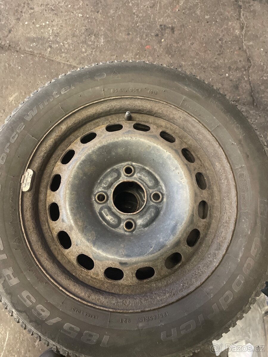 185/65R15 BFGoodrich zimní, disky 4dira volvo - 2