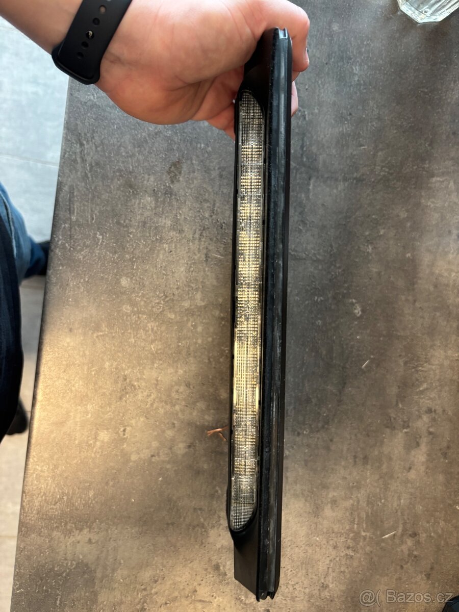 Zbytky Volvo S80 - 2