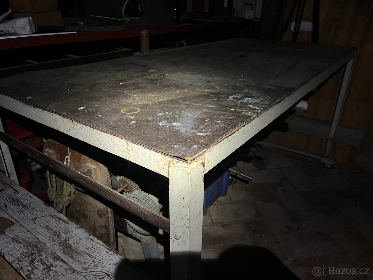 Dílenský stůl na kolečkách s ložisky - 2