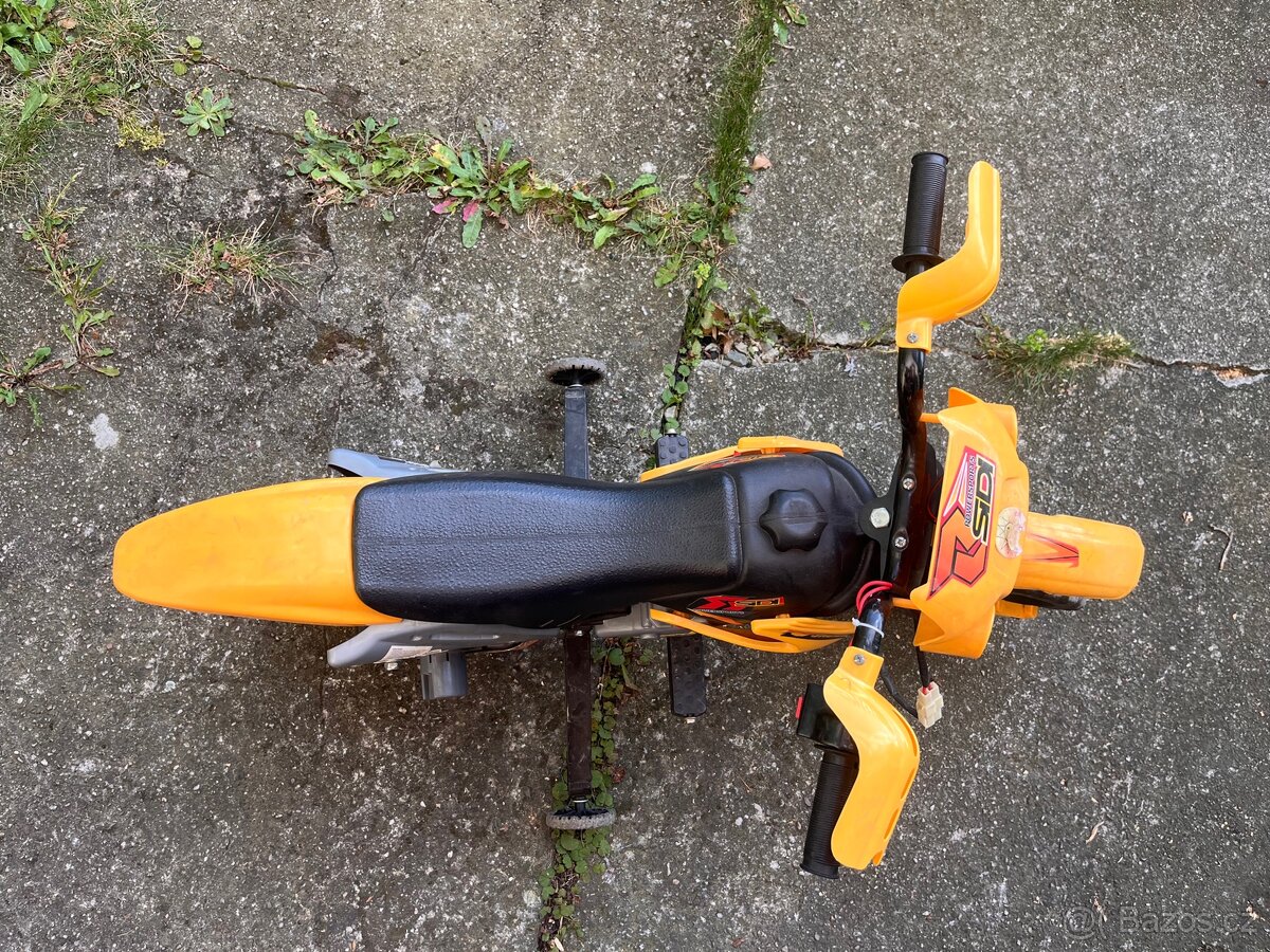 Dětský elektrický minibike. Baterky K.O. - 2