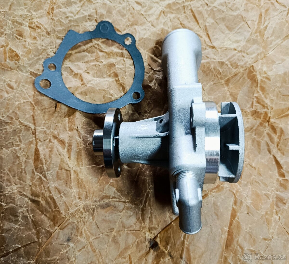 Uaz - vodní pumpa - 2