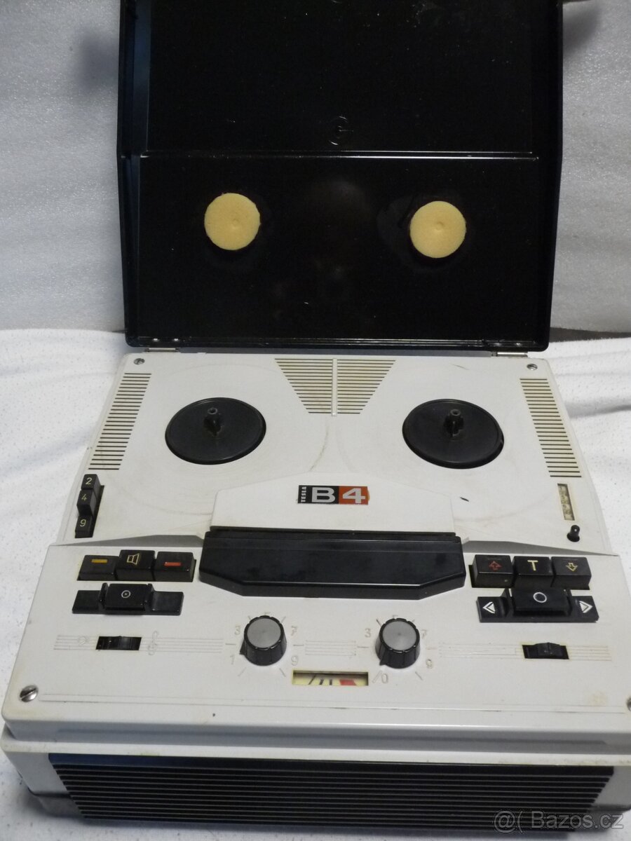 Magnetofon TESLA - 2