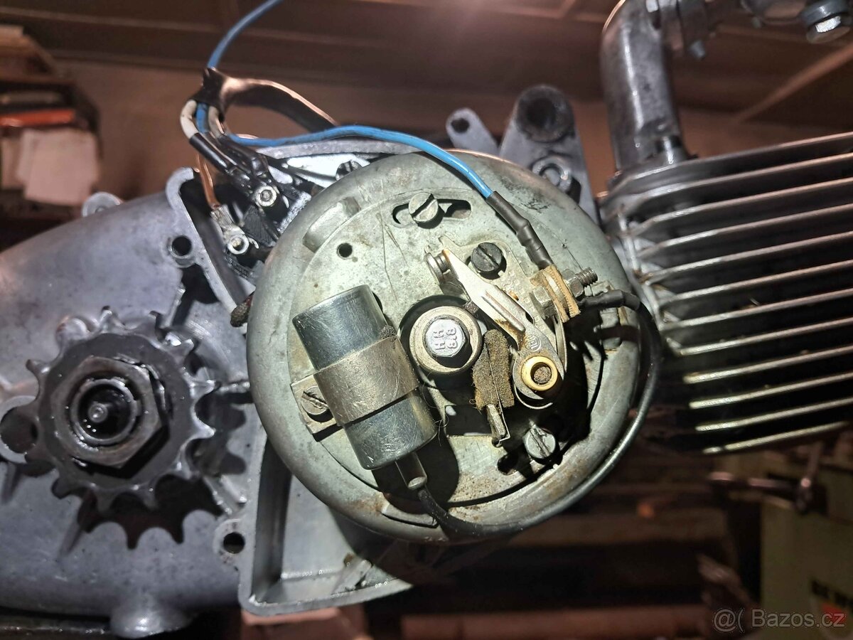 Motor Jawa pionýr 05 - 2