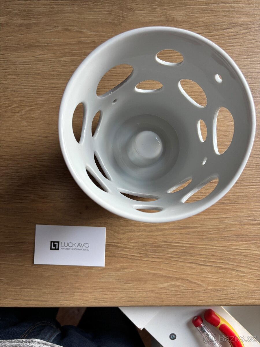 OBAL NA KVĚTINÁČE - 2