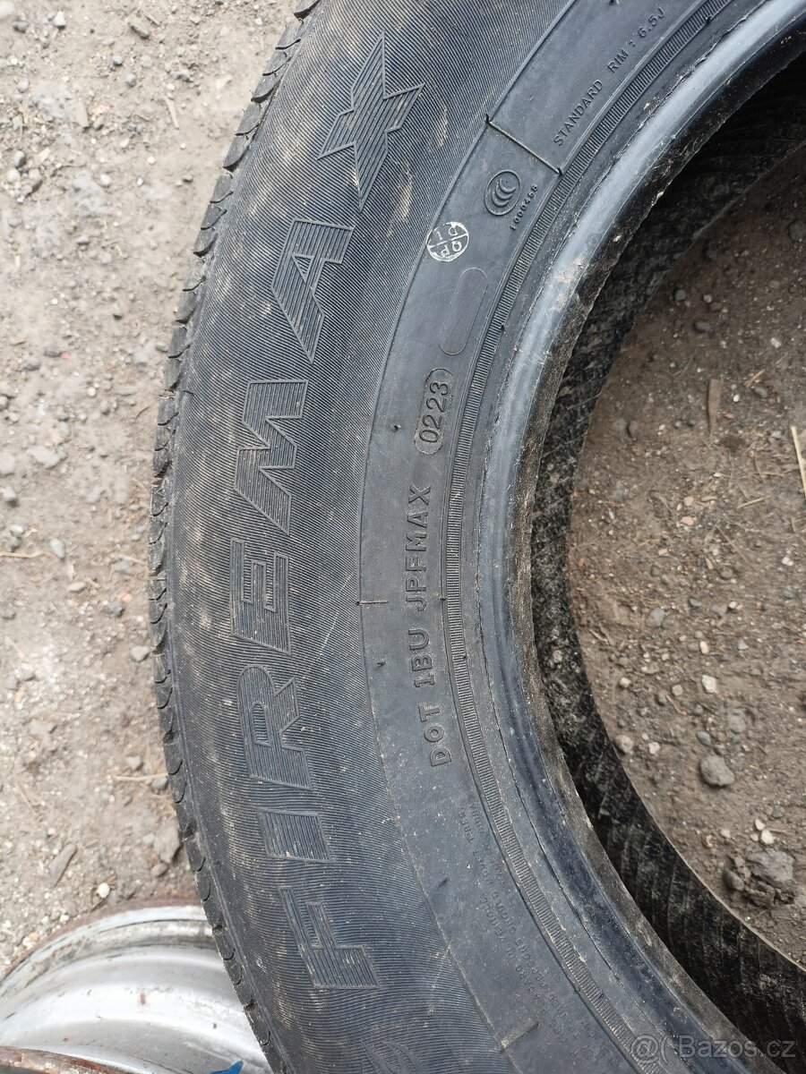 215/70R16 100H - 2