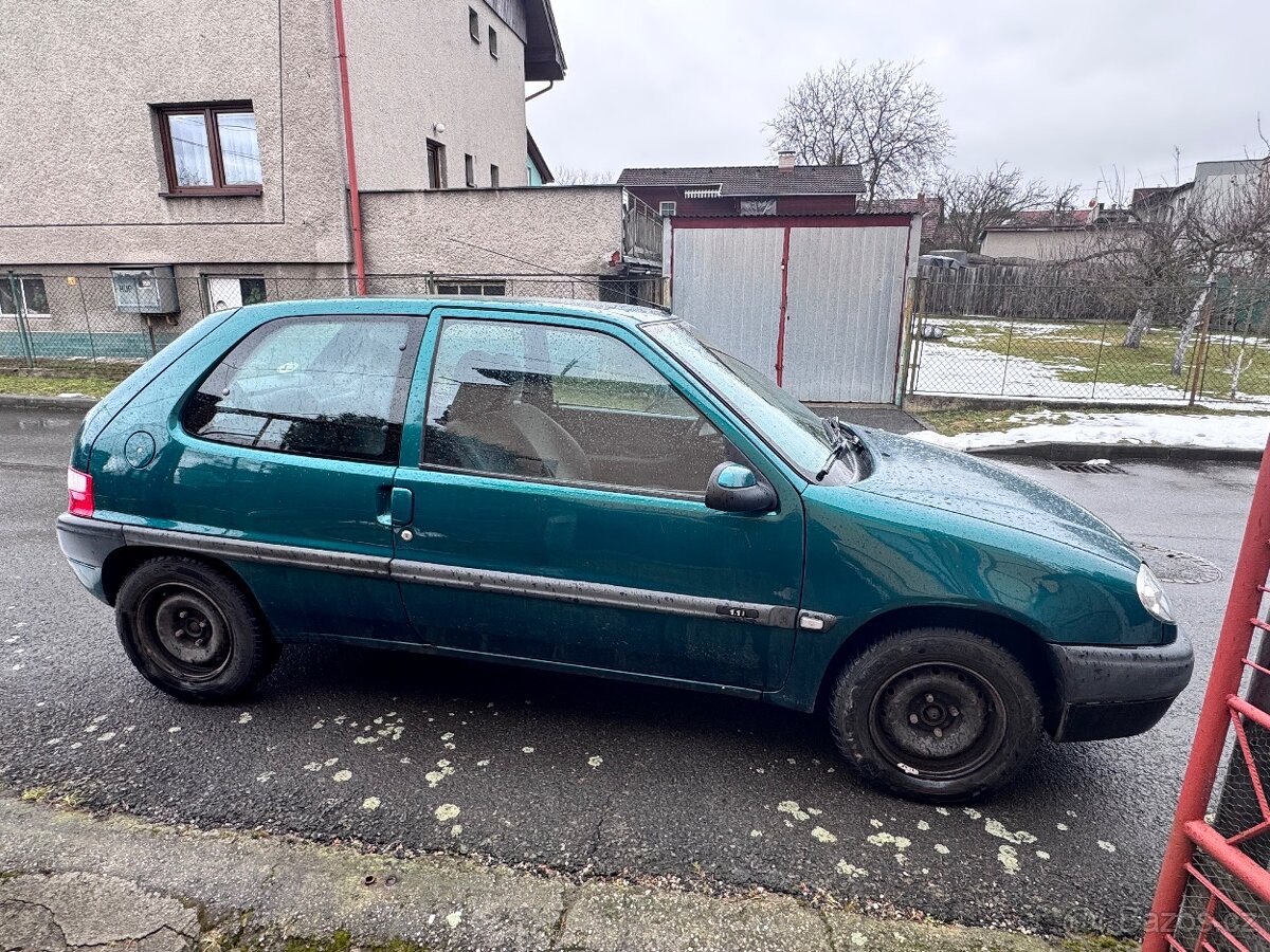 Citroen Saxo - 2