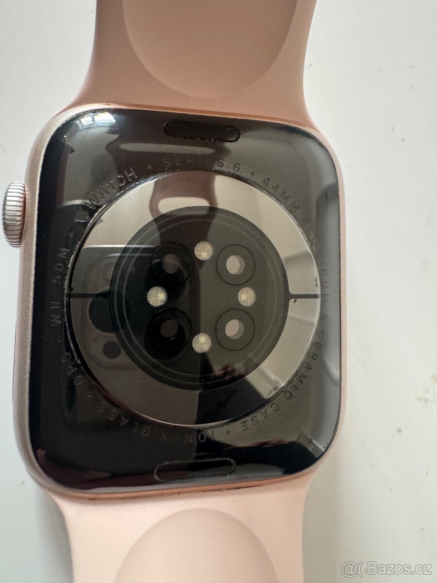 Apple Watch 6 44mm - 2