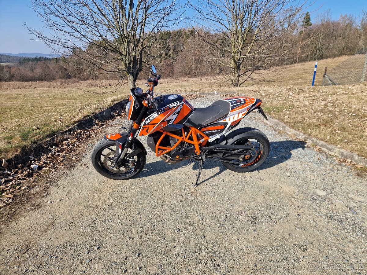 KTM Duke 690 R A2 - 2