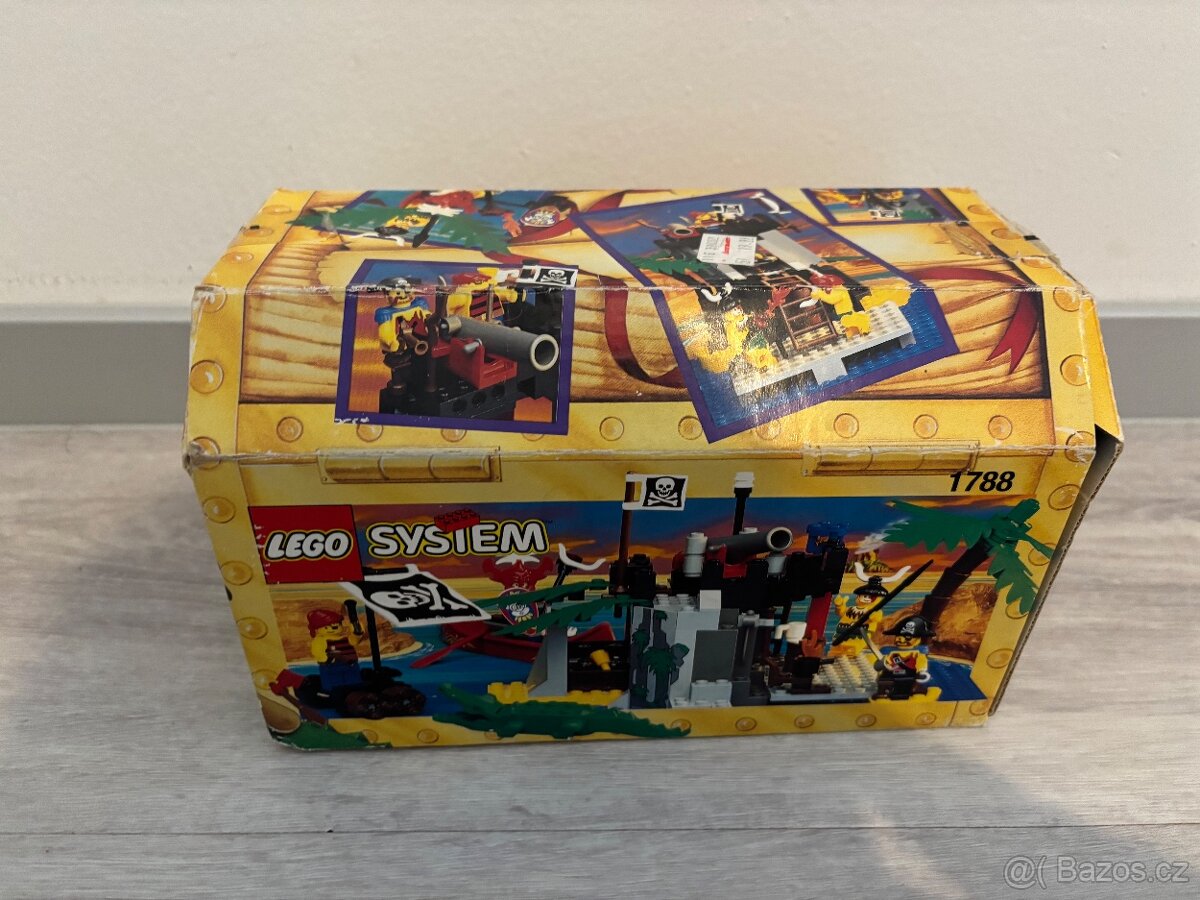 LEGO Pirates 1788 Treasure Chest - US set - 2