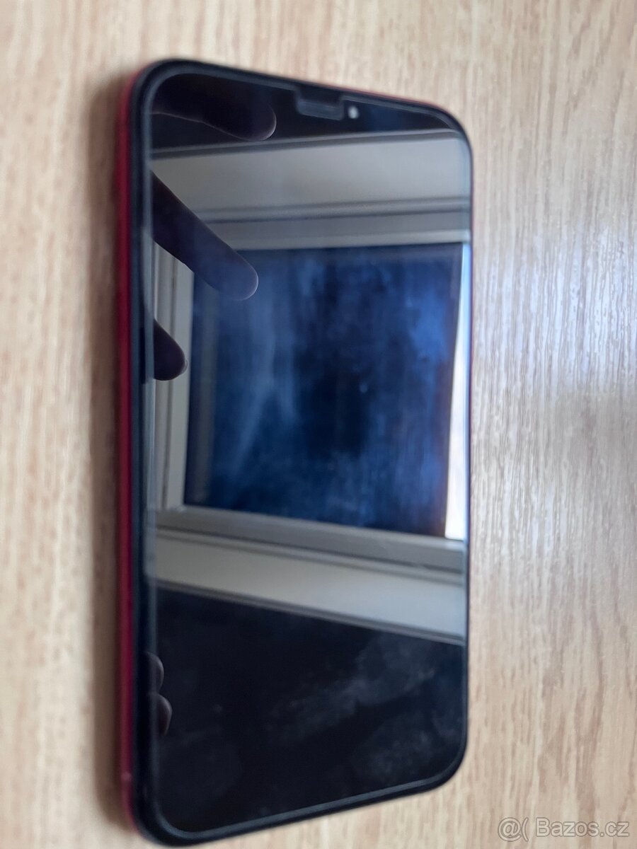 iPhone XR na opravu - 2