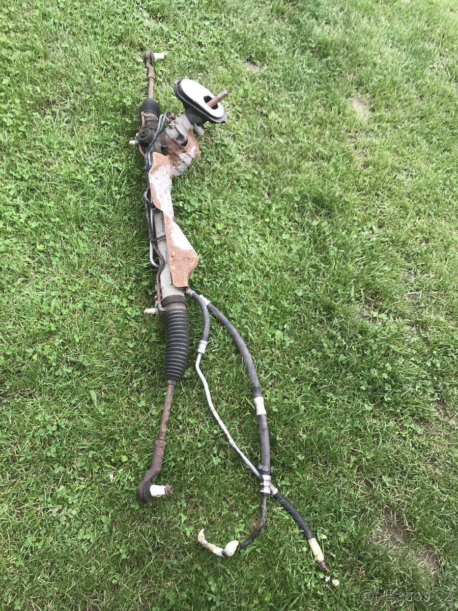 Ford Focus II. servořízení,stabilizátor,nápravnice - 2