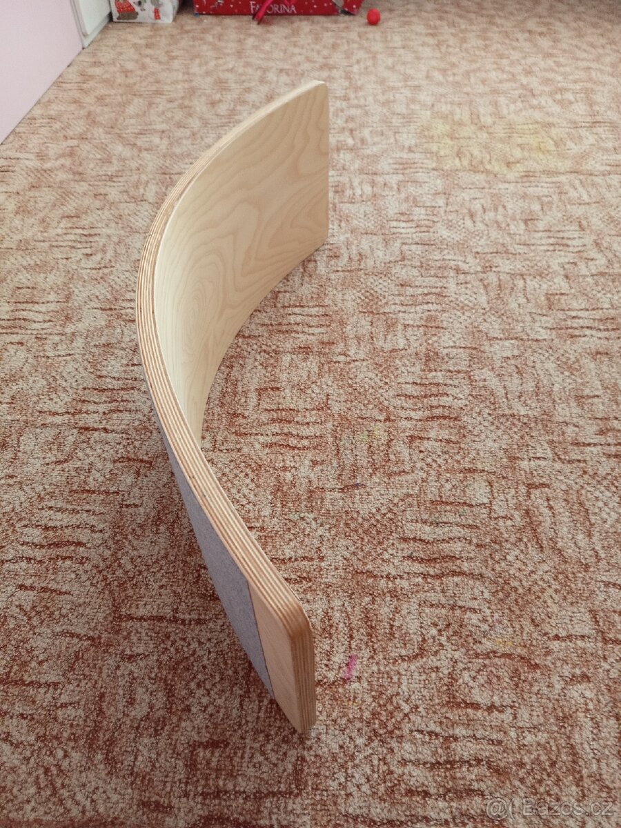 Balanční deska na cvičení - 2