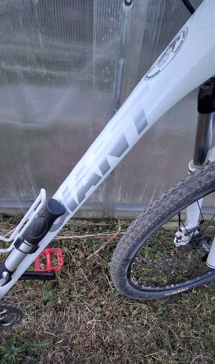 Pánské kolo GIANT - 2