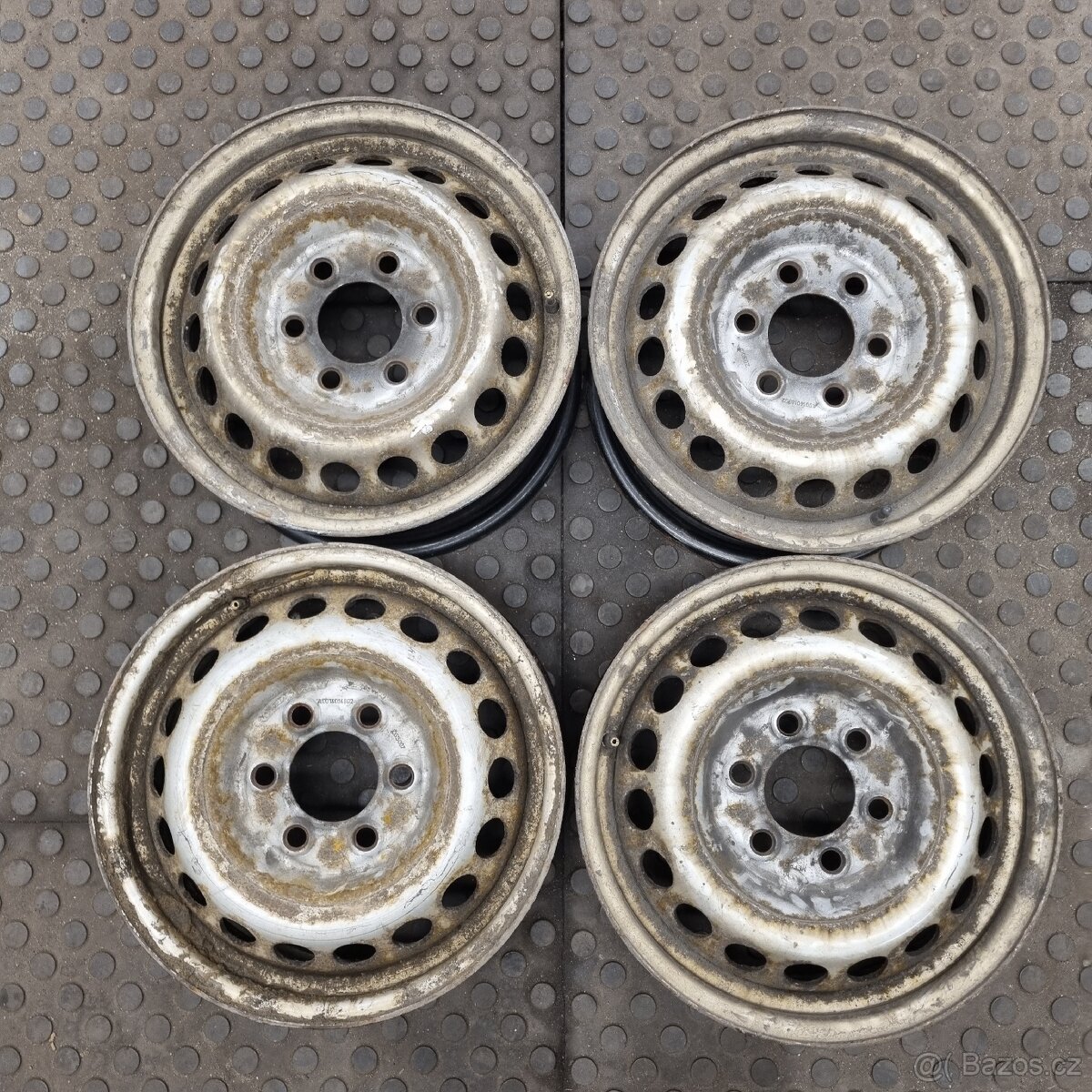 6x130 R16 6,5x16 ocel. disk VW MB - 2