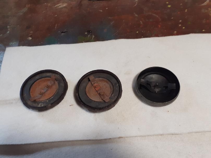 Víčko nádrže - 2