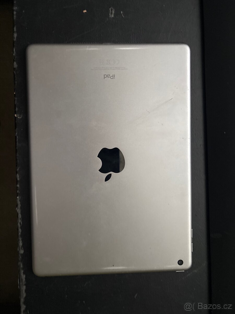 IPad (6.generace - 2
