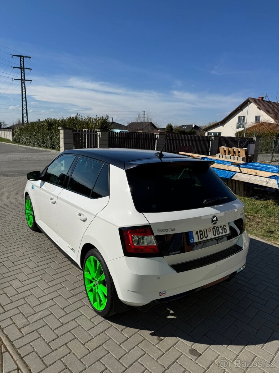 Škoda Fabia edice R5 - 2