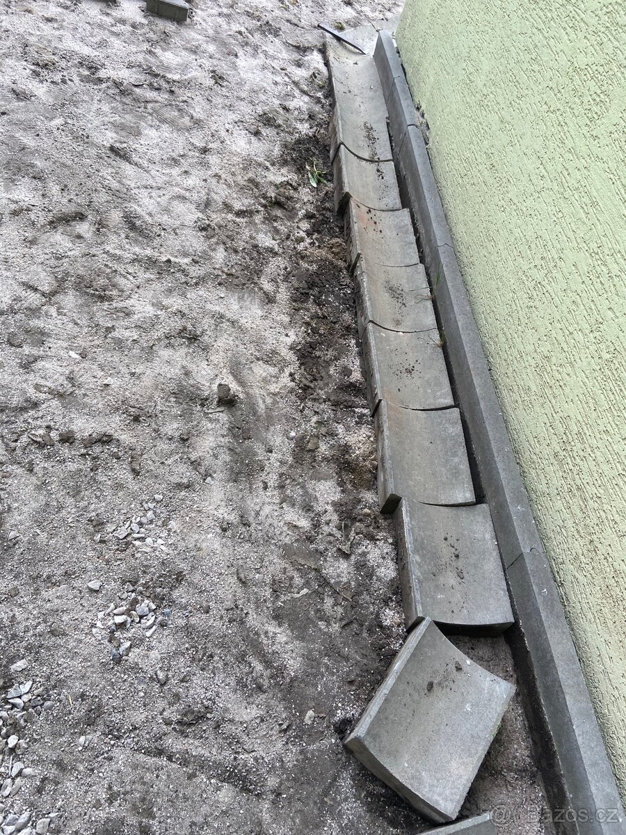 Betonový žlab 28x21x10 - 2