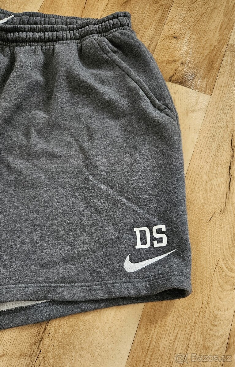 Nike shorts XL - 2